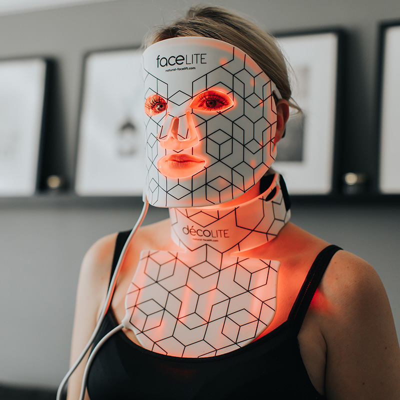 décoLITE LED Décolletage and Neck Mask AntiAging red light therapy